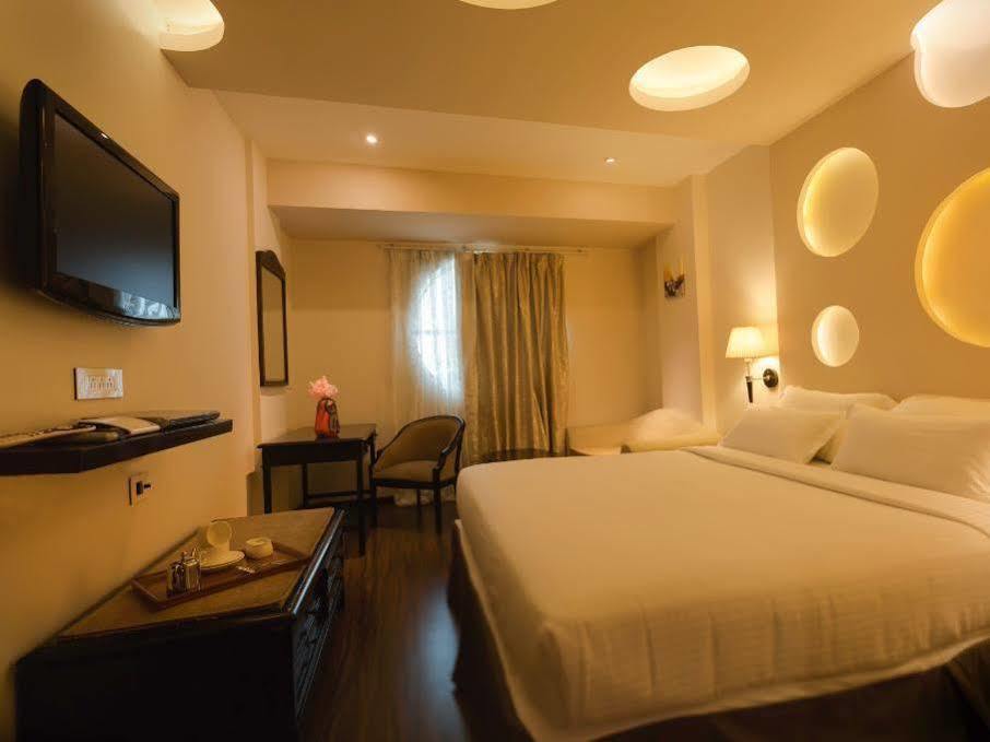 The Orbis Hotel Coimbatore Exterior photo