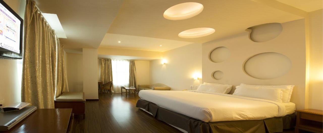 The Orbis Hotel Coimbatore Exterior photo